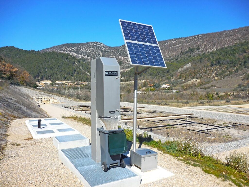 Nahaufnahme eines monokristallinen Solarmoduls